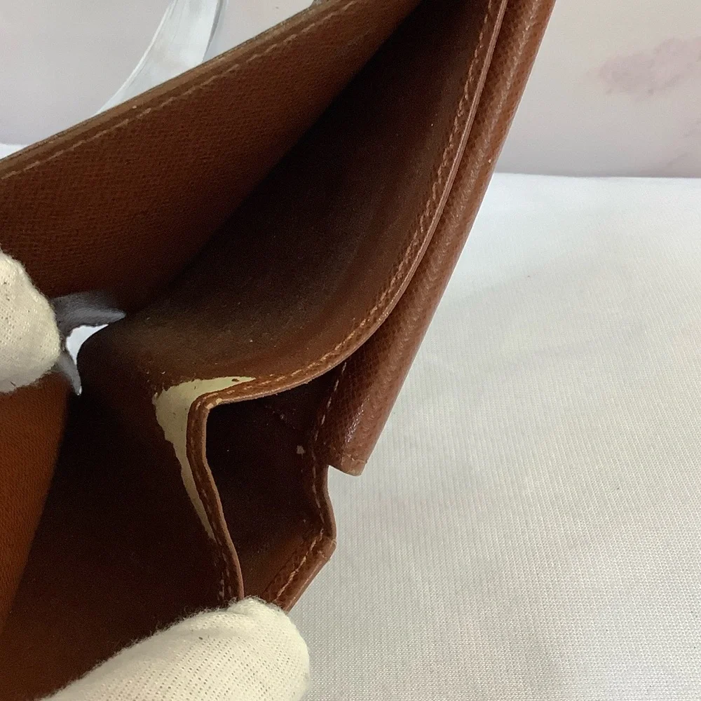 GUC Louis Vuitton Monogram Bifold Wallet